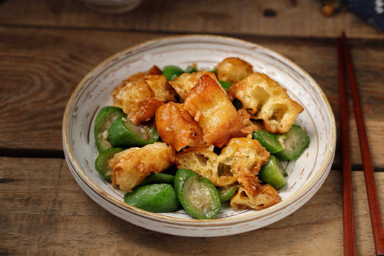 老公|油条加它一起炒,连饭带菜都有了,口感爽滑不油腻,夏天吃正合适