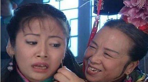 紫薇|容嬷嬷是好人，容嬷嬷扎紫薇针尖却对着自己，我们误会她这么多年