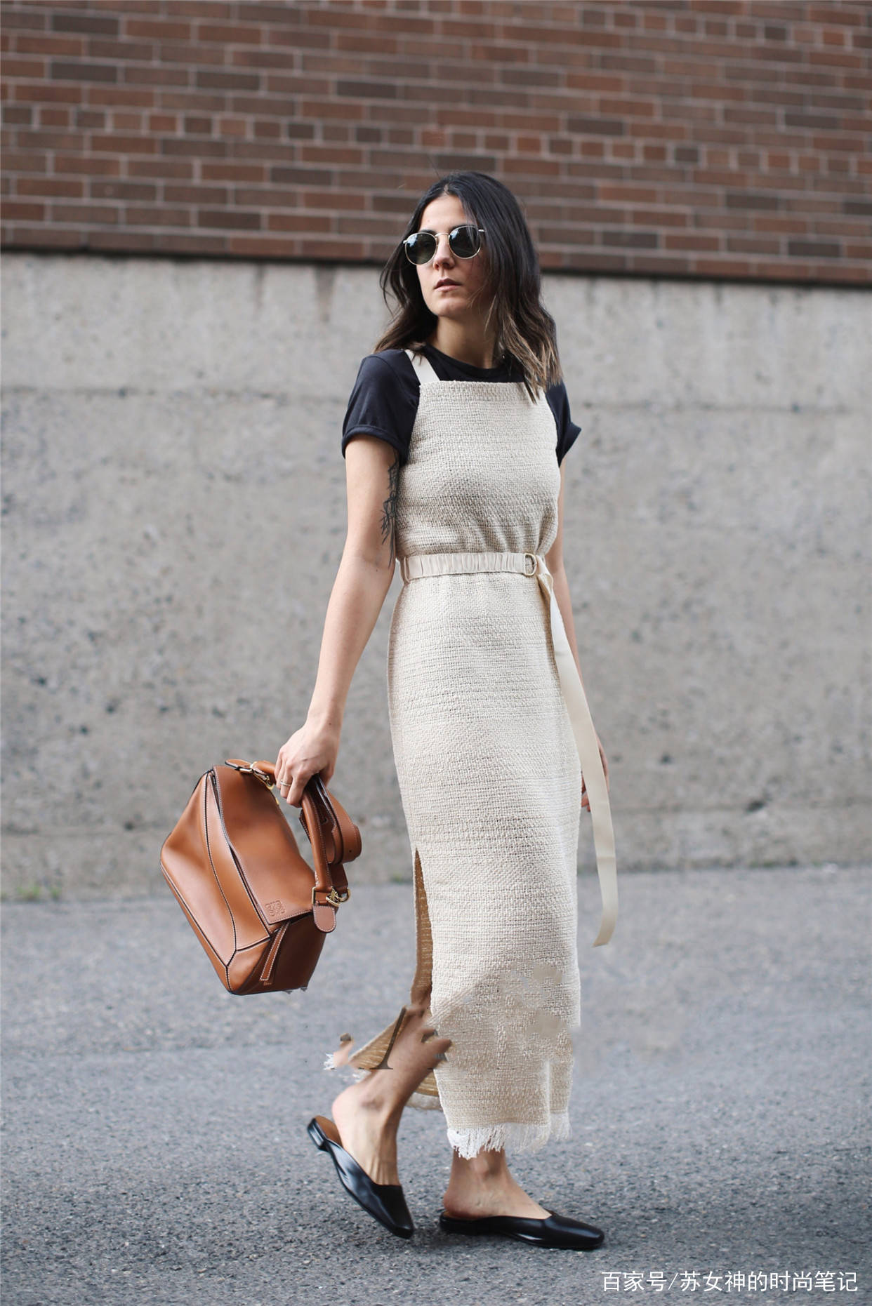 档次|女生去约会,最好别穿这4双鞋,廉价又掉档次,男生看了特讨厌!