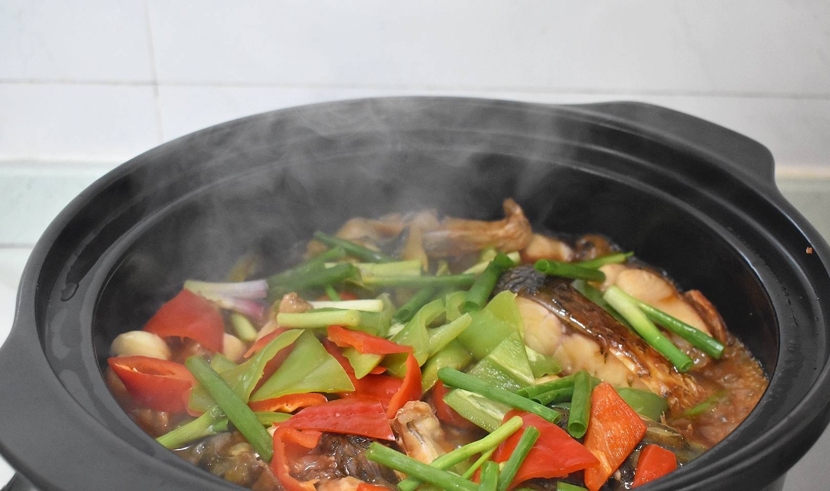 炒什么菜比较养锅 1848923e8cd24d8ebb3fc0f45fd773cc.jpeg