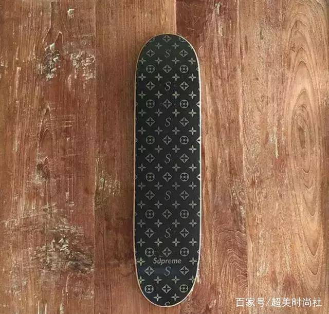 or|Supreme又搞事情？“抄袭”or“借鉴”,时尚圈的恩恩怨怨何时了