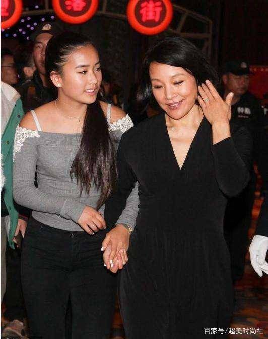 身材|陈冲女儿近照曝光，圆润身材差老妈太多，还被谭卓说长太壮？