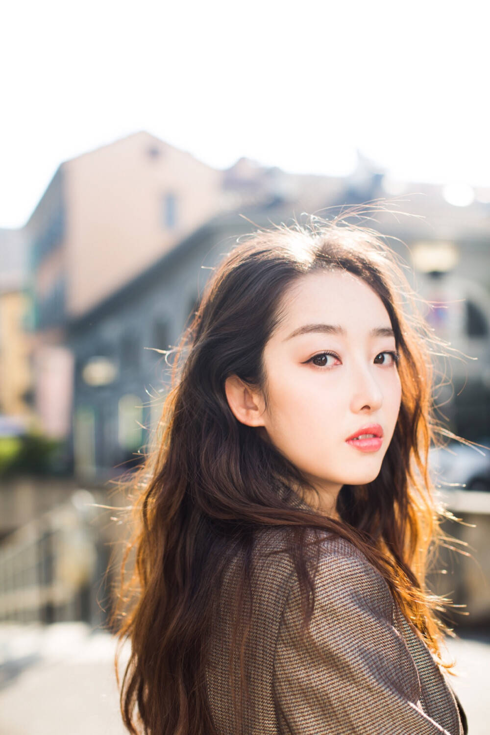 眼睛|眼睛不大但很美的女明星，我只服这3位！笑起来太迷人了