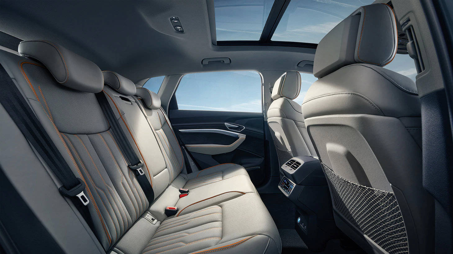 多路况测试国产奥迪etron它能鼓动传统豪华车用户换车