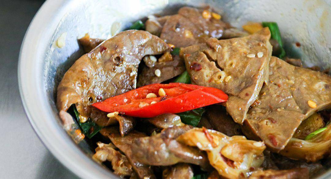 做红烧肉用猪的哪个部位 2ce9f57d43db40229ef1ccb9de87a357.jpeg