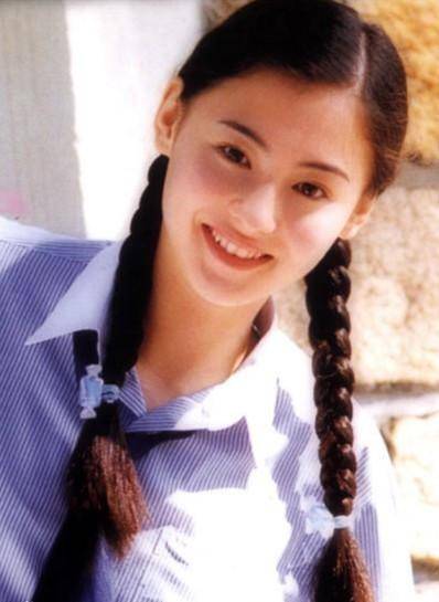 女星扎双马尾谁最可爱赵丽颖第三刘亦菲第二第一名是女王