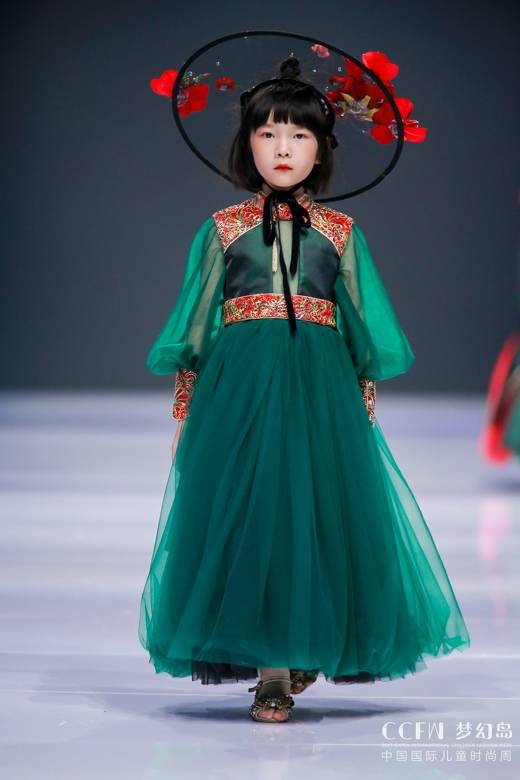 设计|繁花?惊鸿起,2021年，JUN君设计乘美而来