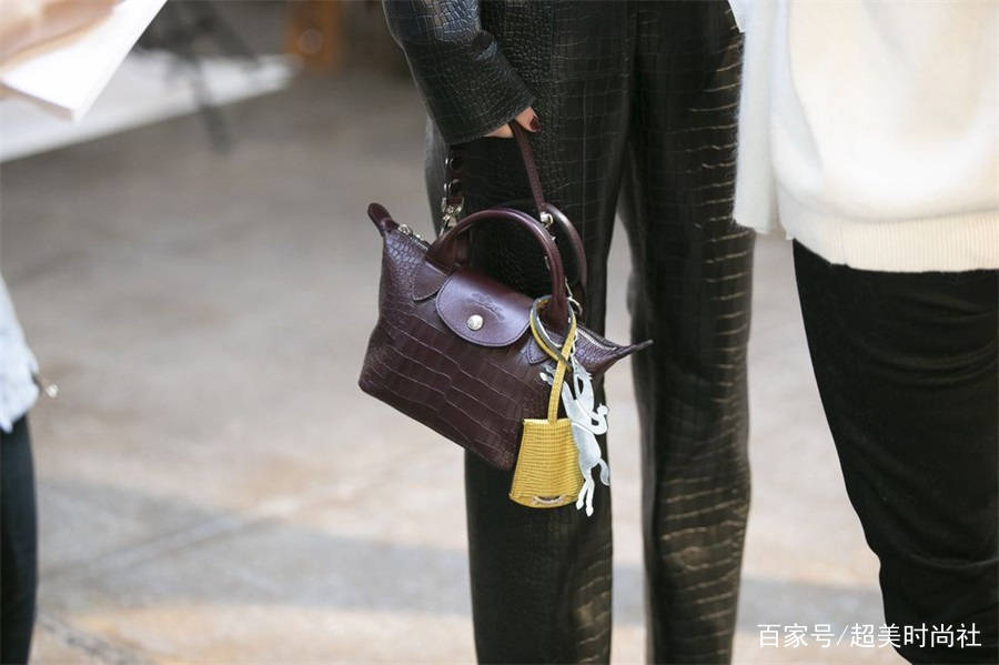 Tom|纽约时装周之最！大仁哥、小KK为其站台，TOMFORD重现经典