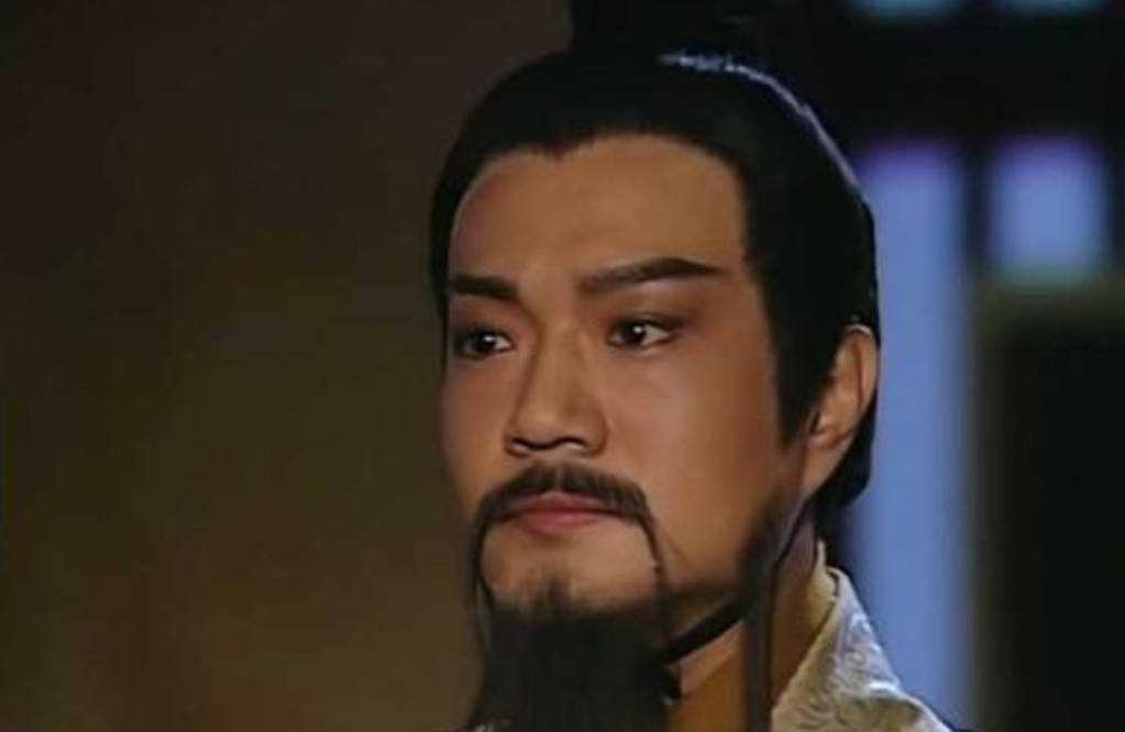 鲁振顺在里面扮演超级正派的"比干.