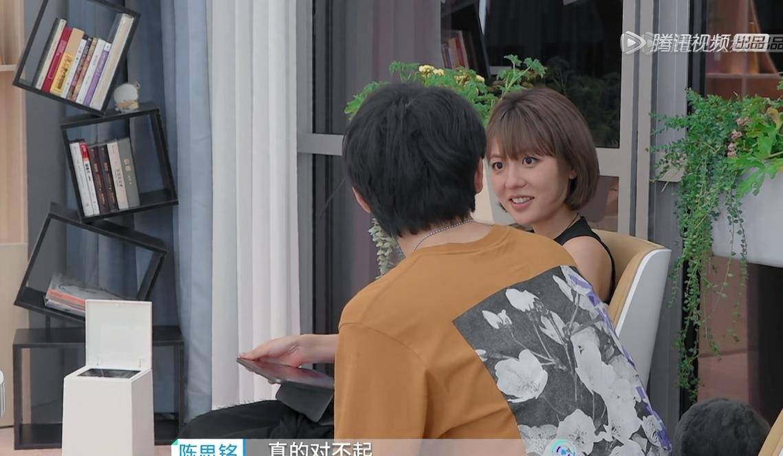 主动|心动的信号4：女3生气，男1看在眼里，最甜CP闹情绪，观众揪心了