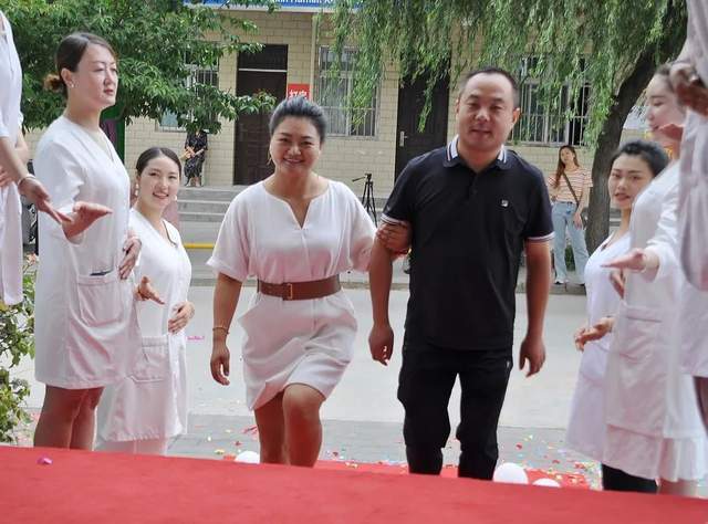 问题|嘉瑟琳天水旗舰店举办三周年庆典活动！