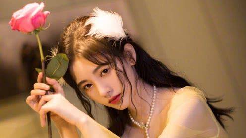 黑色|鞠婧祎挑战儿童背心,没修图下的真实腰围,终于信她只有76斤了!