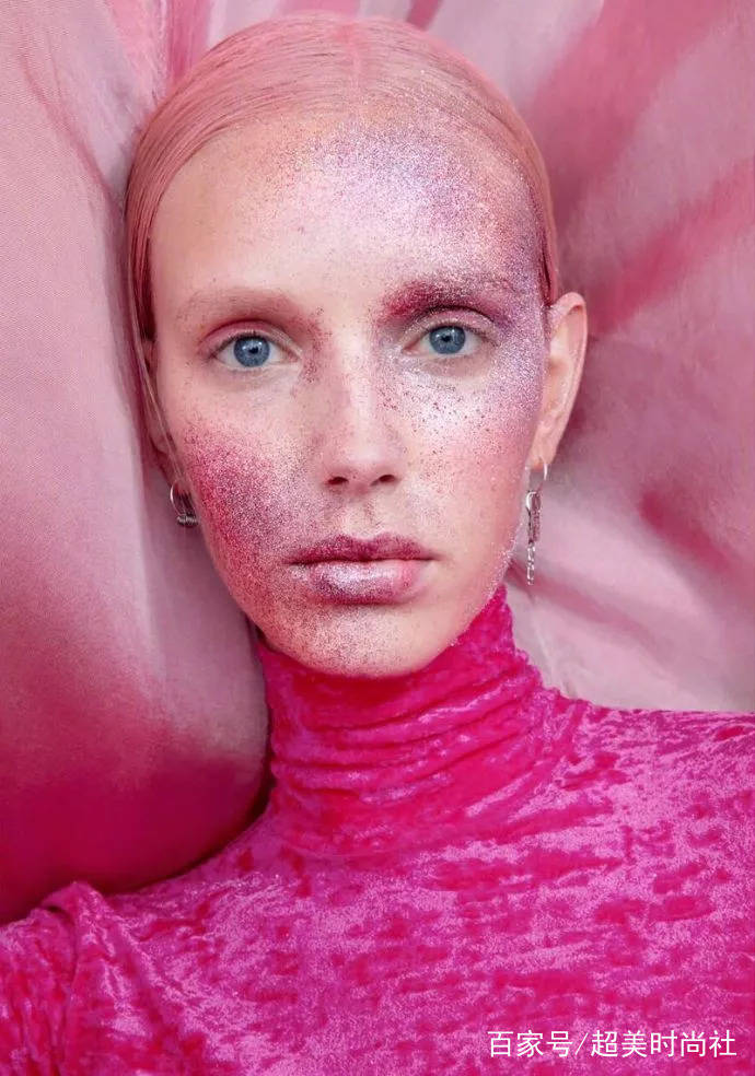 复试|维密复试模特实力演绎小蛮腰，波兰麻豆神秘大片太帅了｜今日美图