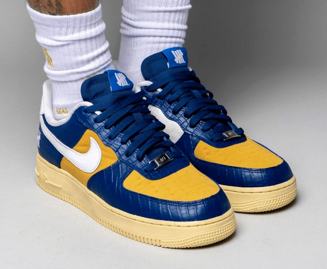 系列|曝 | Undefeated x Nike 再爆新配色，蓝色蛇纹设计永不过时！