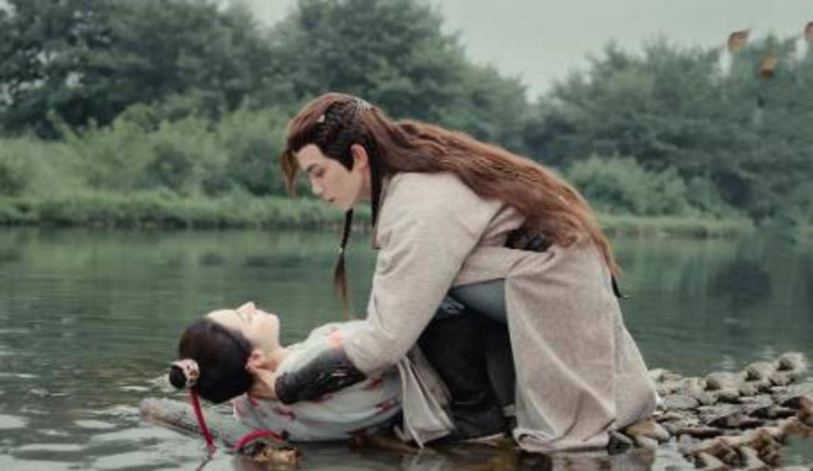 屈楚萧|《长歌行》吴磊热巴搭档cp感爆棚，服化道却惹争议？