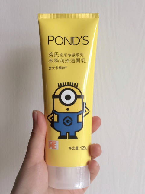 长痘痘|洗脸用洗面奶好还是香皂好？不少人都做错了，难怪皮肤越洗越差！