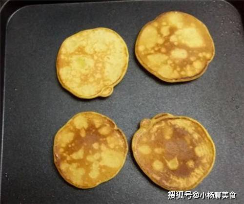 首选|早餐首选菜，香味浓郁，香甜松软可口，5分钟搞定，小孩很爱吃！