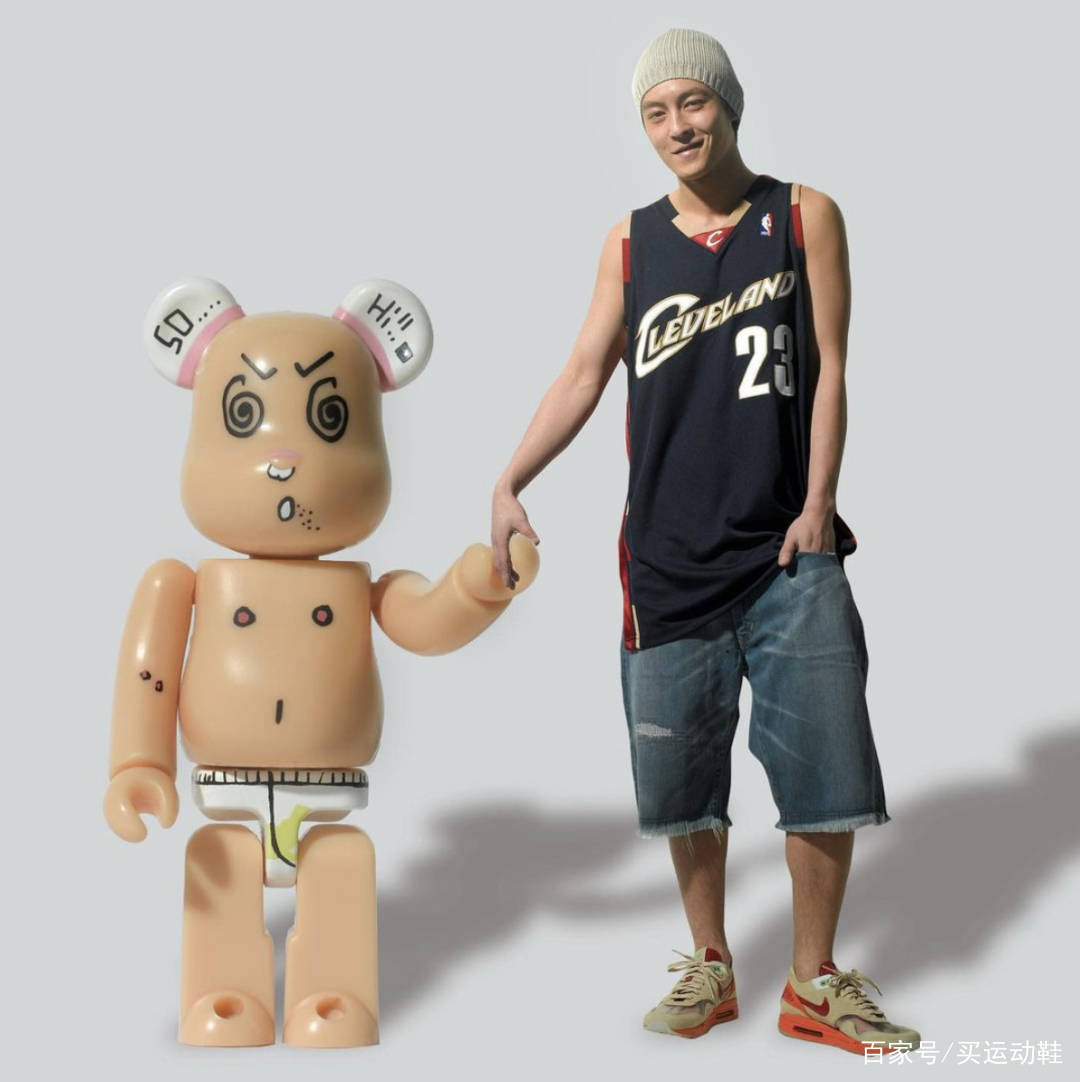 丝绸|陈冠希的球鞋路，真的要靠 “换色” 才能延续？