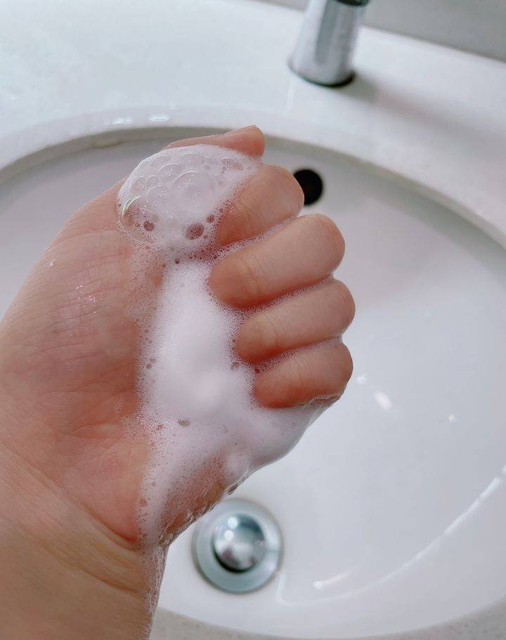 实测|?被大牌埋没的小众洗面奶实测！卖不起高价格，却个个都有真本事