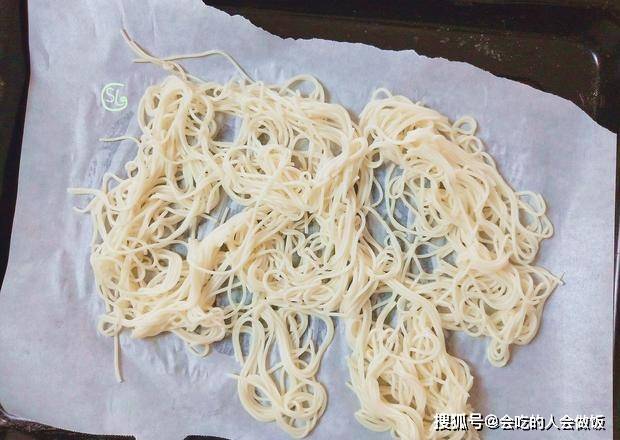 方法|假期在家,分享4种小零食,方法简单,好吃解馋,太美味了