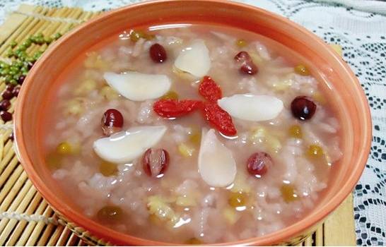 绿豆加什么不会寒 0753e077fcdc401e90324f2763969885.jpeg