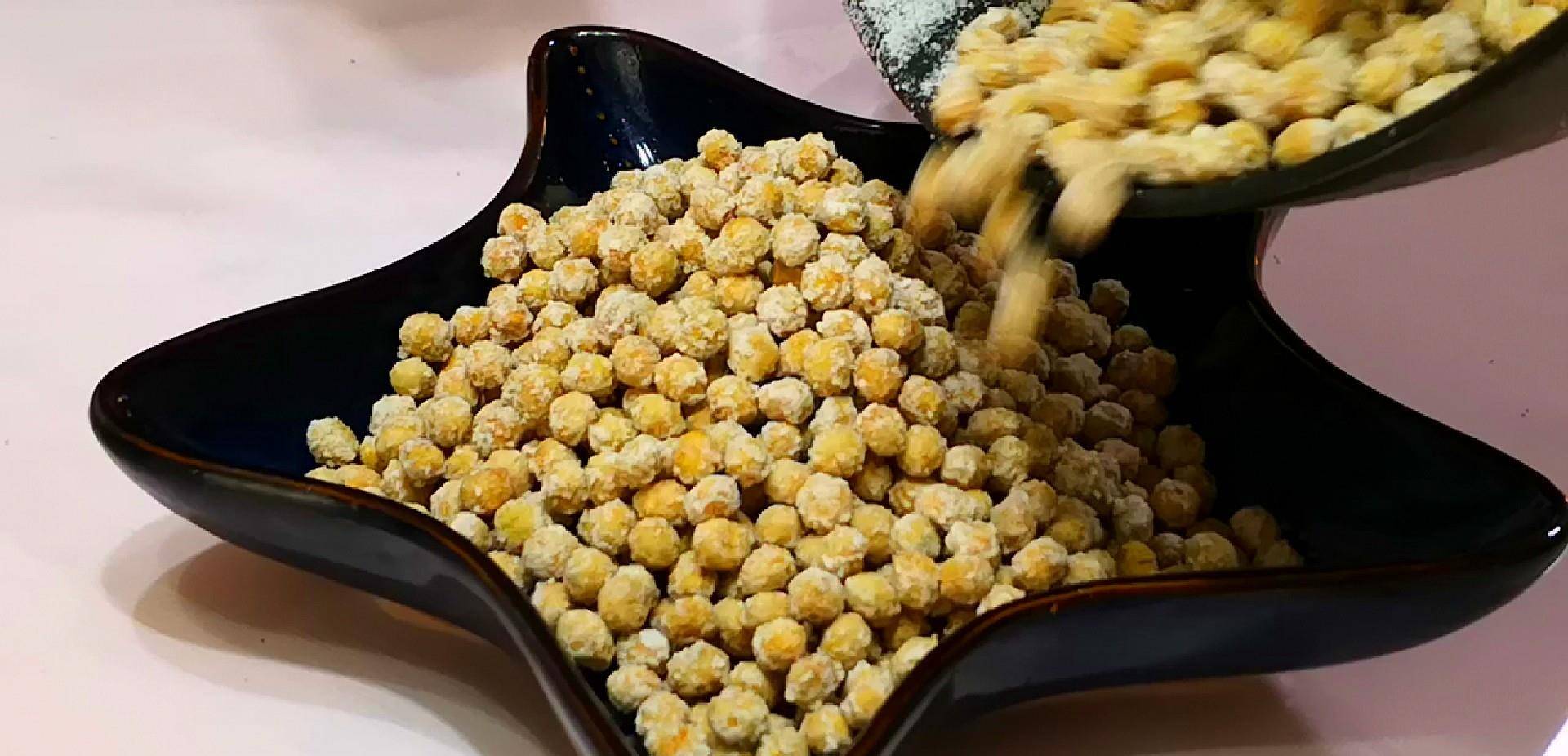 花生糖|“就地过年”，除了嗑瓜子，别错过这4样小零食，好吃好看还不贵