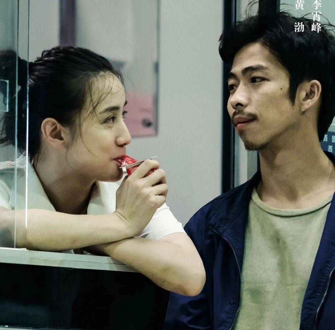 角色|为什么柳岩，越精致越被嘲“俗和土”，越“破败”反而愈加精彩？