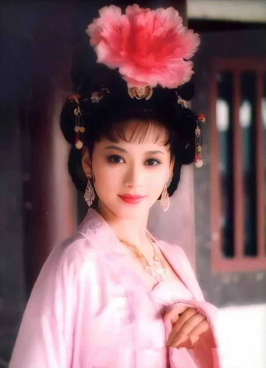 假发|古装造型的干瘪和油腻，可能只是因为用错了假发包