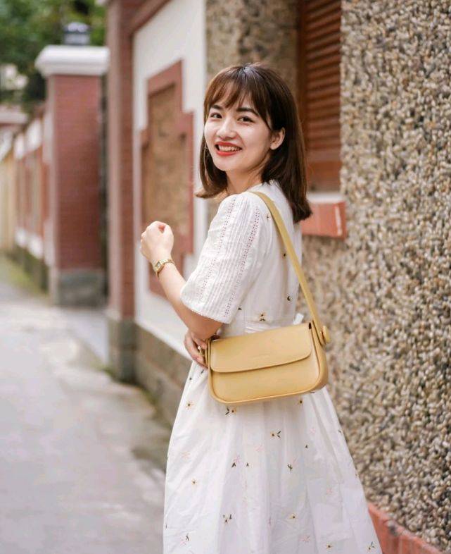 服装|个子不高又怎样?只要会穿搭,照样能成为别人眼中的“女神”