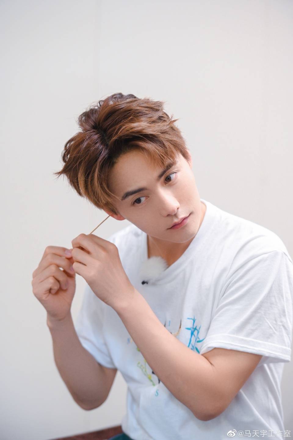 《完美的夏天2》马天宇深潭跳水,海上冲浪解锁新技能