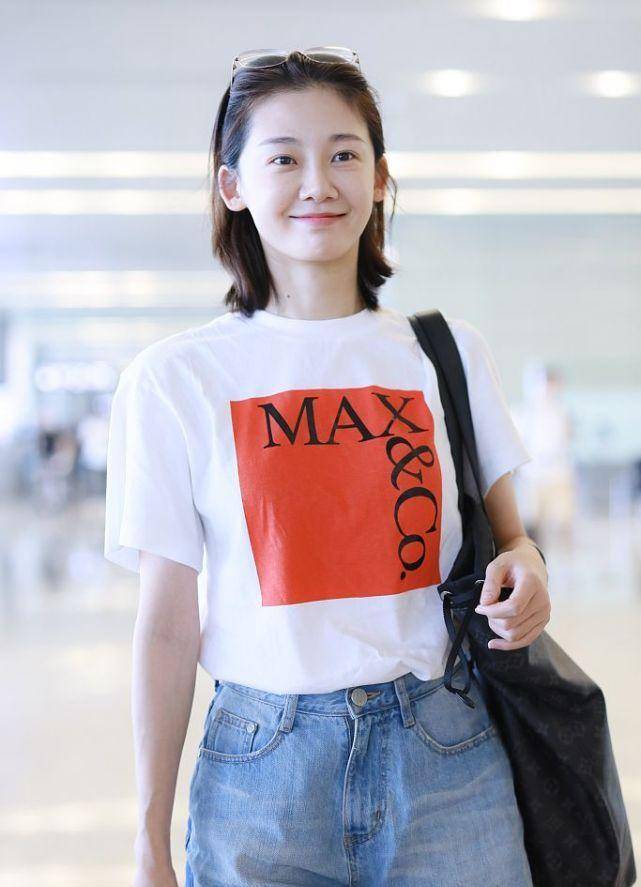 服装|苗苗的颜值是真的高，明明穿的衣服都很普通，不化妆也很有明星范