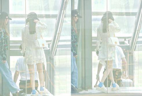 个性|赵丽颖离婚牺牲大，穿2000衬衫踩拖鞋身材暴瘦，165“电线腿”看着心疼