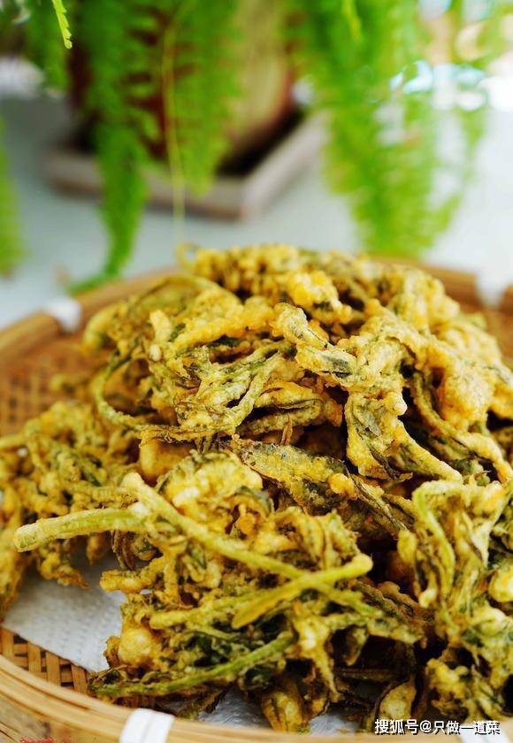 用了多年的一个脆炸糊配方分享给大家用它炸的成品外壳超级酥