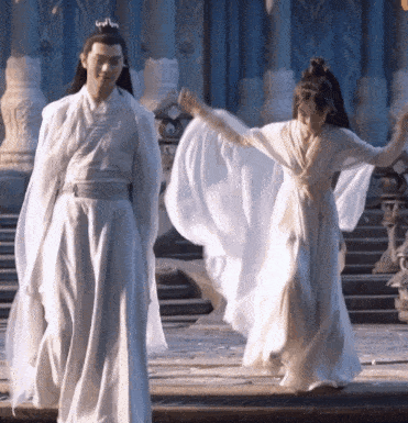 芜莞|评分只有5.3，《千古玦尘》被吐槽后，却凭一己之力成夏季大爆款