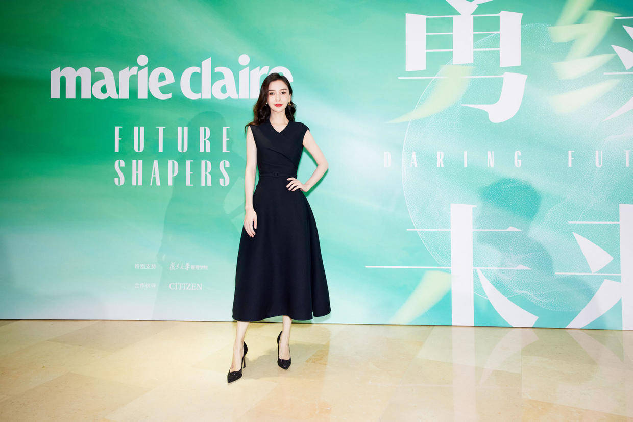 设计|Angelababy又美到我了,背心配半身裙随性低调,当妈了身材仍纤细