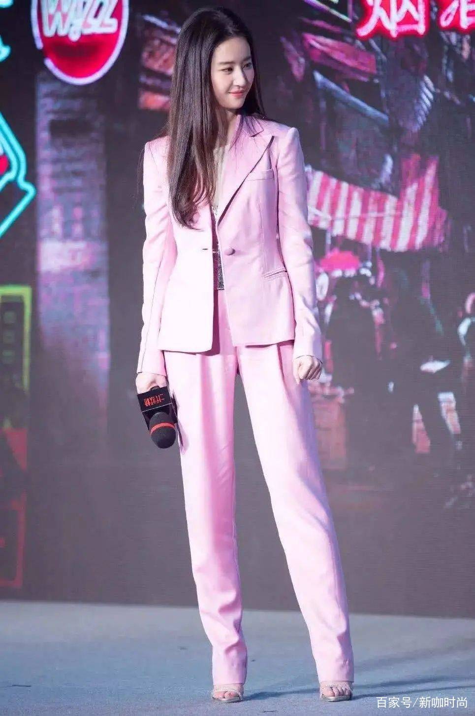 马尾|10年前刘亦菲太清纯,双马尾搭沙滩风小吊带,“仙气”溢出屏幕!