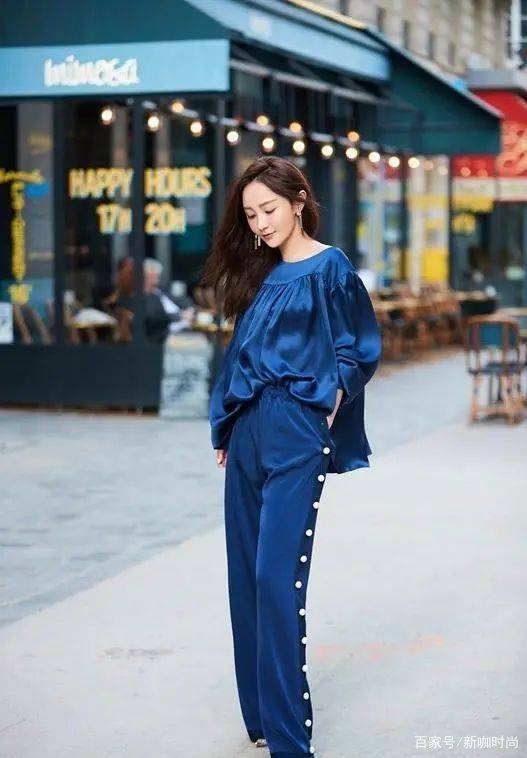 样式|40岁左右的女人，学学姚笛的慵懒风穿搭，你也能有“一米八”长腿