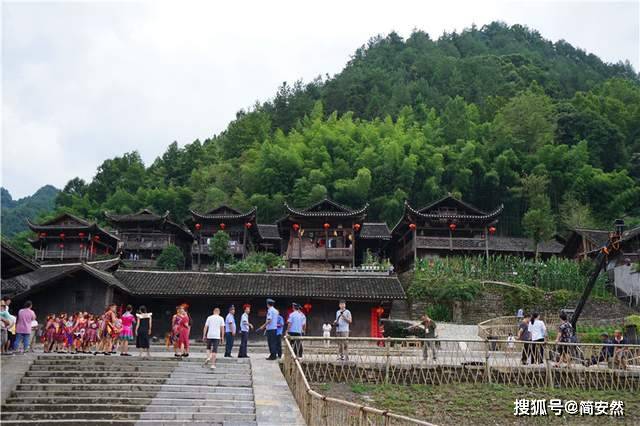 艺术|恩施避暑游，在宣恩遇见中国土家泛博物馆，秘境仙踪慢生活