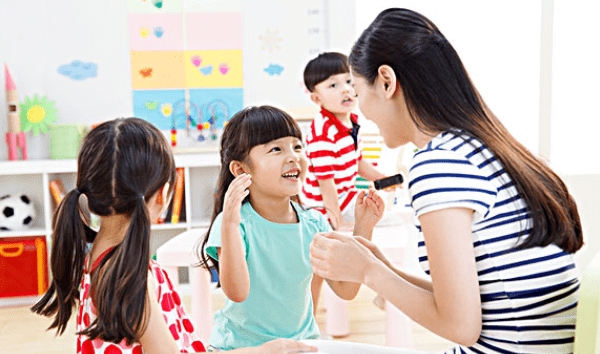 家长|幼儿园老师抱怨“干得多挣得少”，晒出工资单后，网友淡定不了