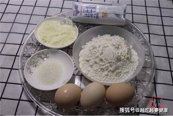 进行|教你做美味鸡蛋糕,不用打发,不发酵,做出蓬松的鸡蛋糕