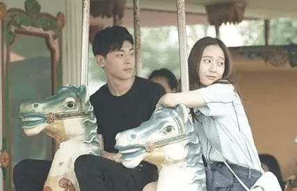 乐枫|邓伦新剧开拍，搭档倪妮上演“跨时空”相恋，男女配角未来可期！