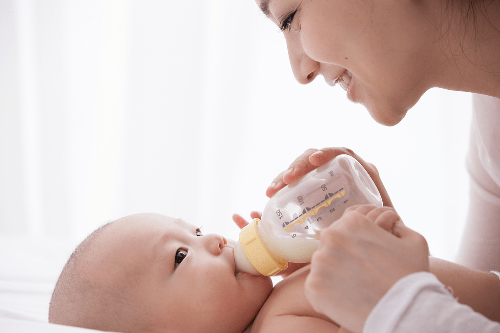 【母乳保存时间】冷藏母乳保存时间_母乳保存方法