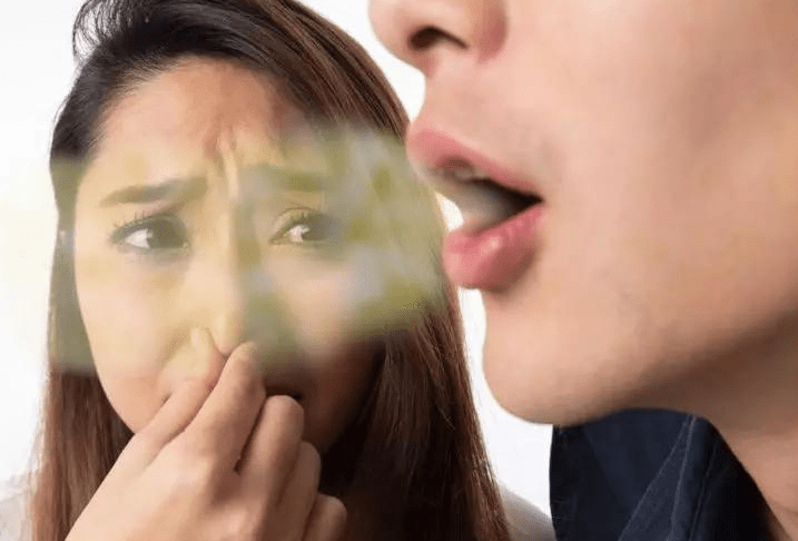 肝脏|长期熬夜玩手机的人,若没这“3异常”上身,你的肝脏或许还不错