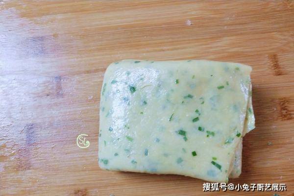 葱花|这才是面粉最解馋做法,不烤不炸,简单一做,咸香酥脆,孩子爱吃