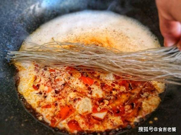 黏糊糊的麻辣烫 ccafc9b95117426ab1af15fe9c856aeb.jpeg