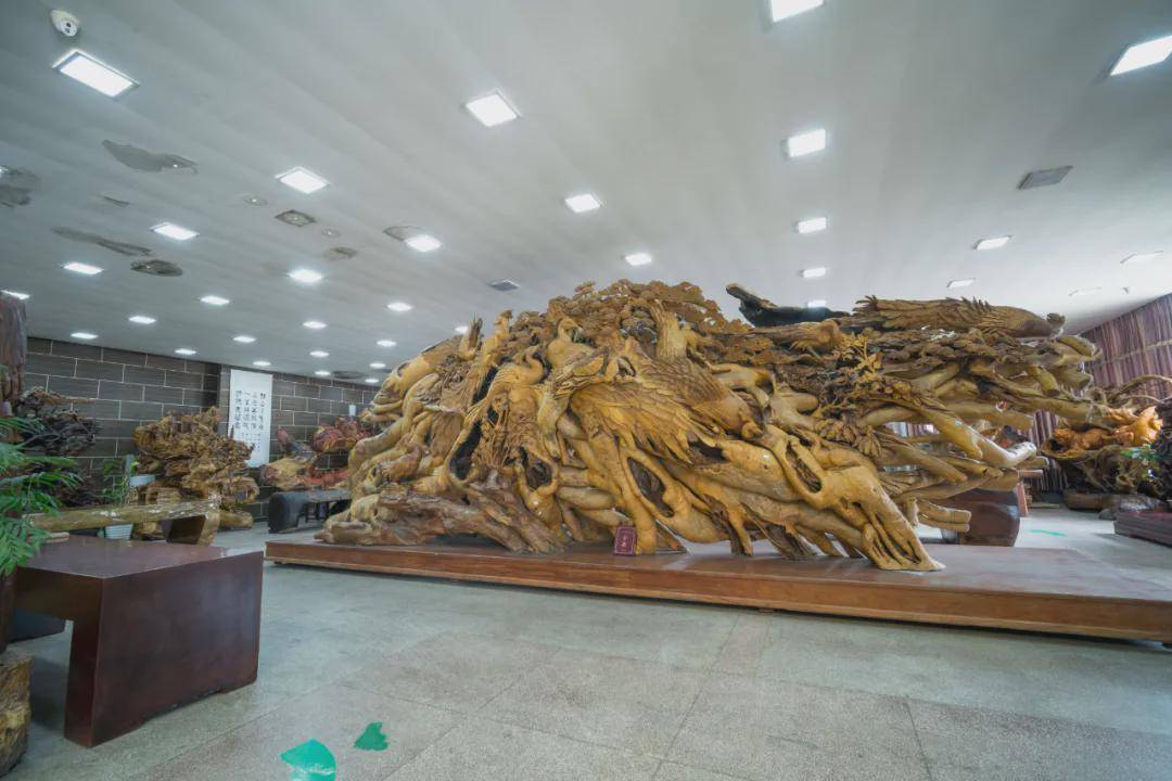 文化|腾冲边合区企业风采丨艺缘根艺：以匠人之心，雕琢文化之根