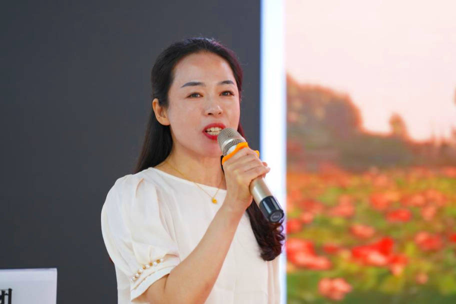 原创武汉将军路中学教师马艳新,获全省第六届"新锐班主任"