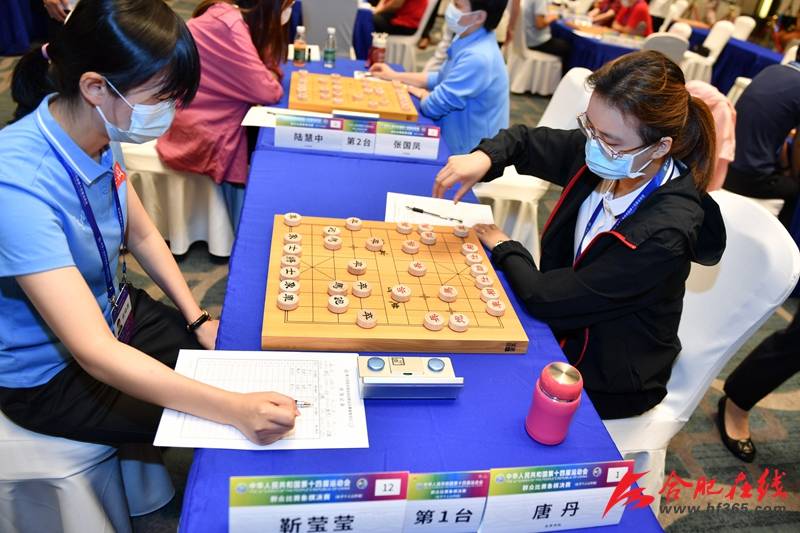 北京队唐丹,江苏队张国凤,广东队时凤兰,湖北队左文静,河北队尤颖钦