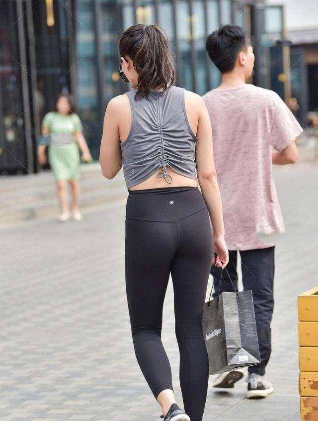 个性|高颜值打底裤让你美成仙，个性靓丽又显身材，简约时尚