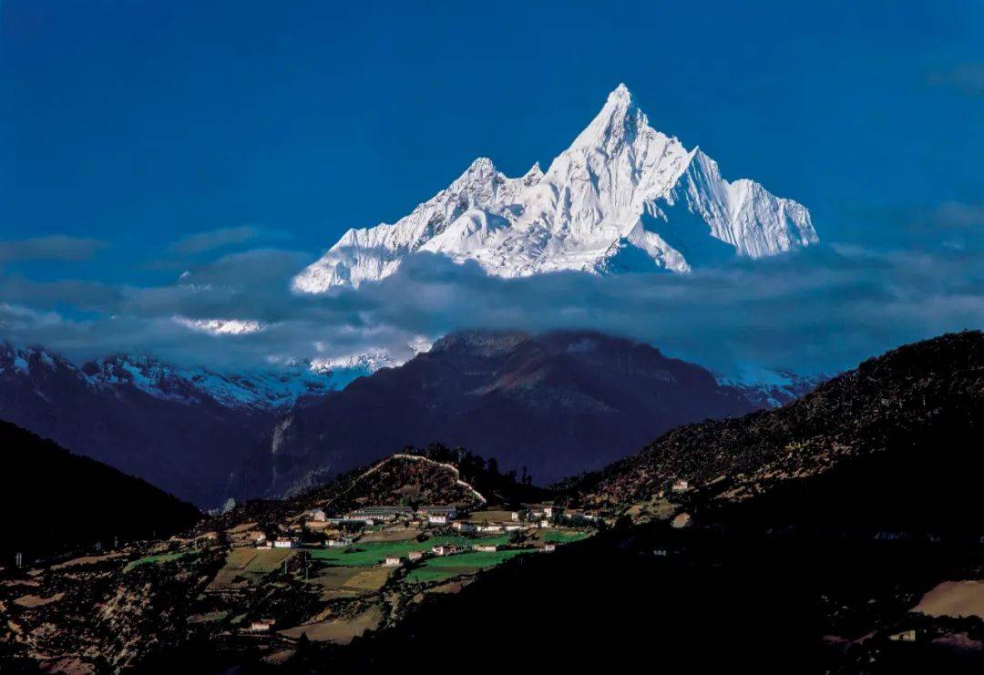 摄影家牛犇东讲授大画幅的影像魅力